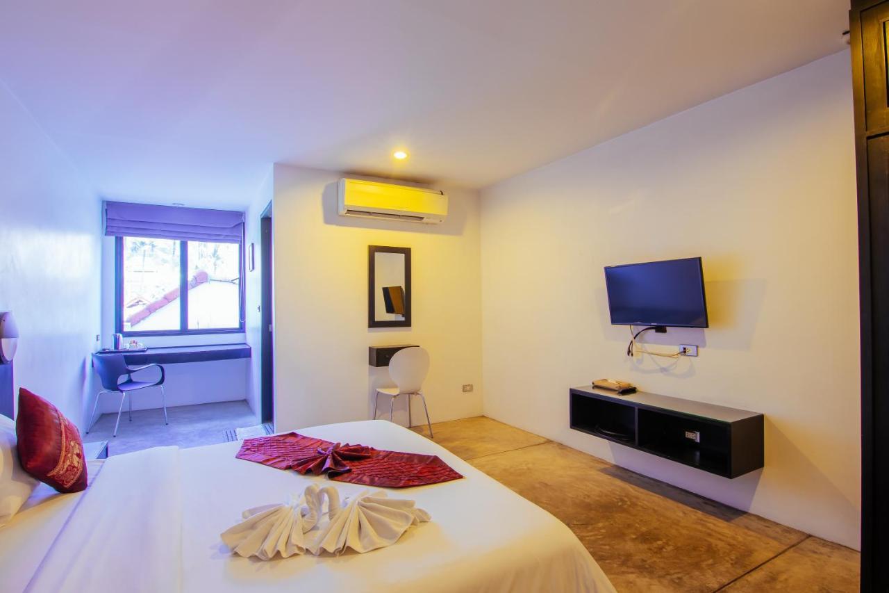 The Yorkshire Hotel - Sha Certified Patong Exterior foto